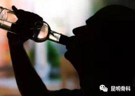 喝酒之后吃头瓜会不会死,揭秘潜在风险与安全指南